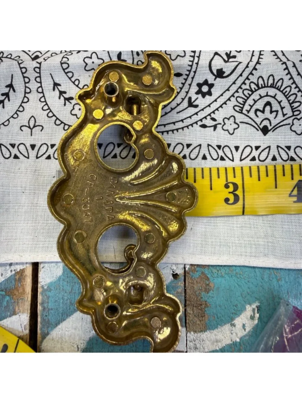 VTG Canada Chippendale-style brass batwing drawer pulls 11 Pieces CP3047
